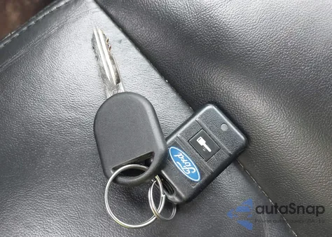 2011 Ford Escape Limited из США, поврежденный, VIN 1FMCU9E7XBKB56707